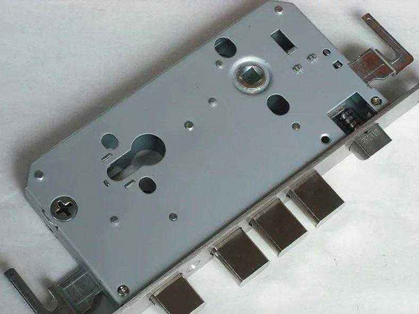 天柱24小时上门开锁公司