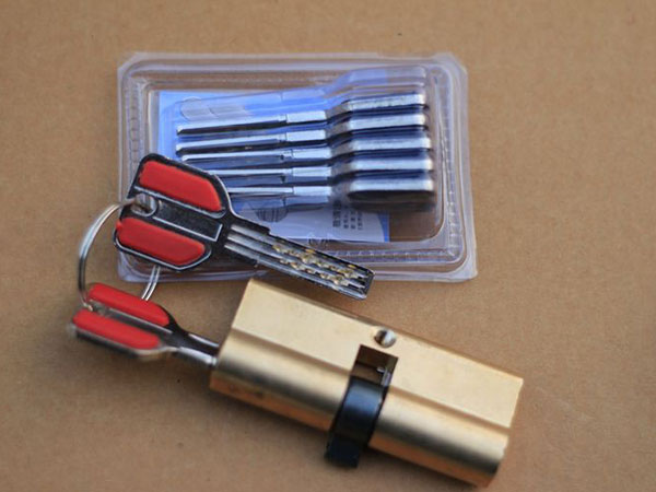 天柱24小时上门开锁公司